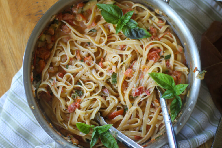 Creamy Tomato Basil Pasta - Sungrown Kitchen