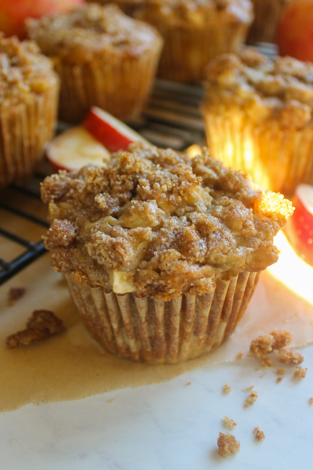 Apple banana muffins with cinnamon crumble topping.